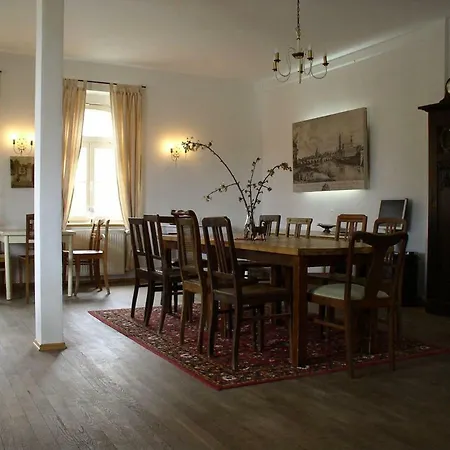 Holiday home Gastehaus Am Schloss Neuhausen