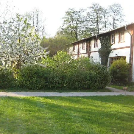 Holiday home Gastehaus Am Schloss Neuhausen