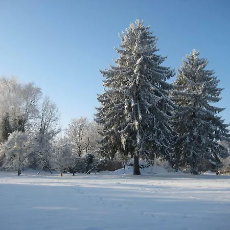 Gastehaus Am Schloss Neuhausen * Berge (Brandenburg)