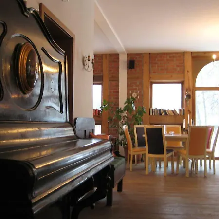 Gastehaus Am Schloss Neuhausen *